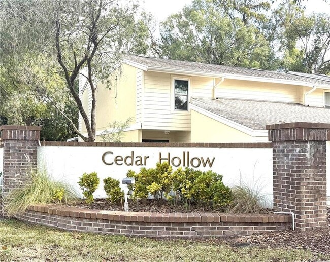 11241 Cedar Hollow Ln