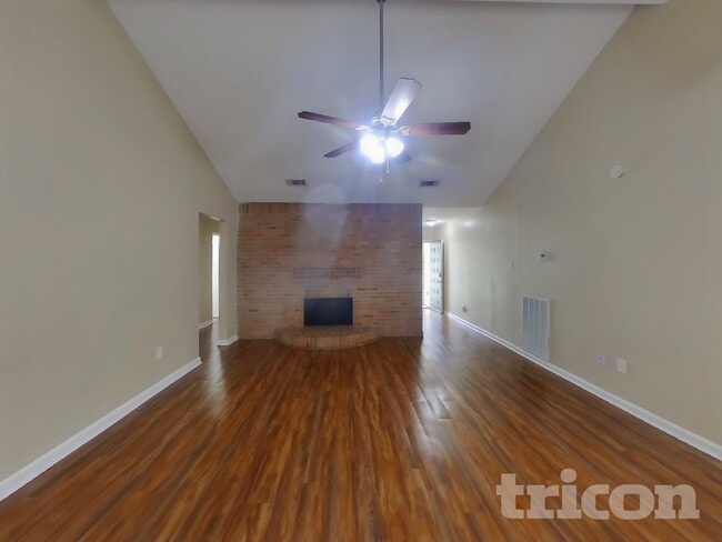 5722 Yorkgate Dr in Spring, TX - Building Photo - Building Photo