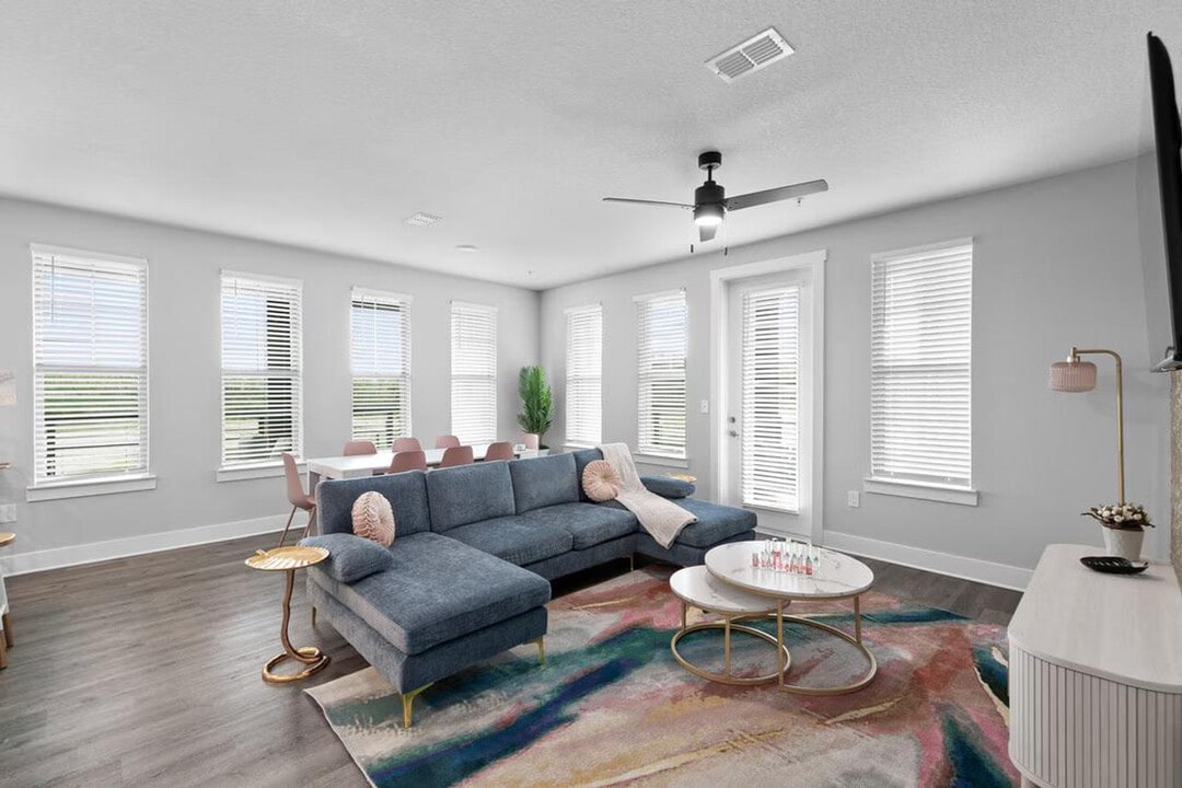 11830 Buckfield Cir in Jacksonville, FL - Foto de edificio