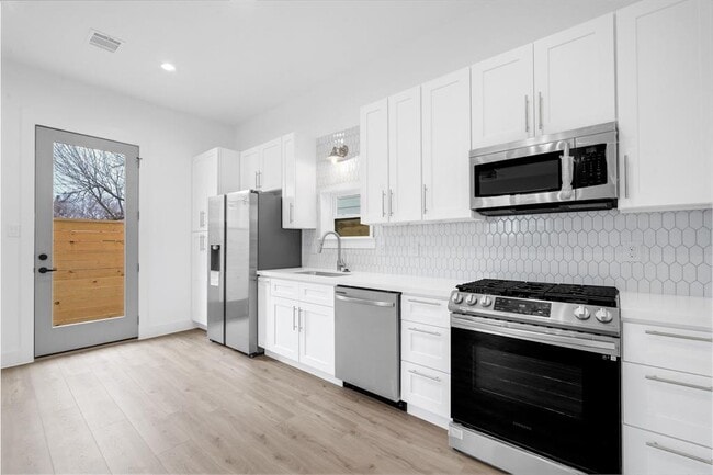 2311 Solo St in Houston, TX - Building Photo - Building Photo