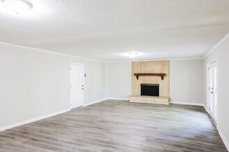 1316 Airport Ln SW in Bessemer, AL - Building Photo - Building Photo