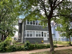 3032 3rd Ave S, Unit 2 in Minneapolis, MN - Building Photo