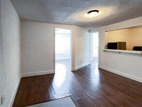 11 Norwood St, Unit 4 in Houston, TX - Building Photo - Building Photo