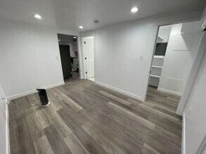 6915 Brookhill Dr E-Unit -B in Cottonwood Heights, UT - Building Photo - Building Photo