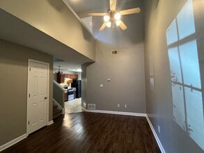 7255 Illinois Central Ave in Horn Lake, MS - Building Photo - Building Photo