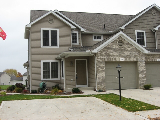 property at 146 Tulip Blvd