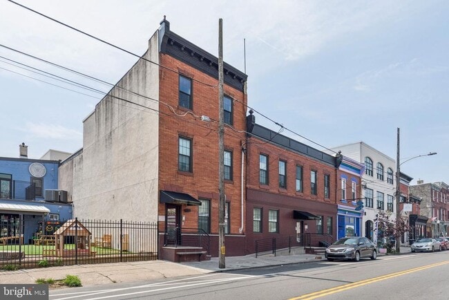 2529 Frankford Ave