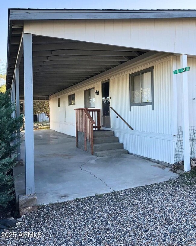 16134 S Rodeo Dr in Mayer, AZ - Foto de edificio - Building Photo