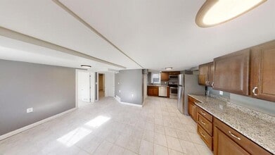 2 N Normal St in Ypsilanti, MI - Building Photo - Building Photo