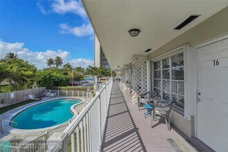 2501 N Ocean Blvd in Pompano Beach, FL - Building Photo - Building Photo