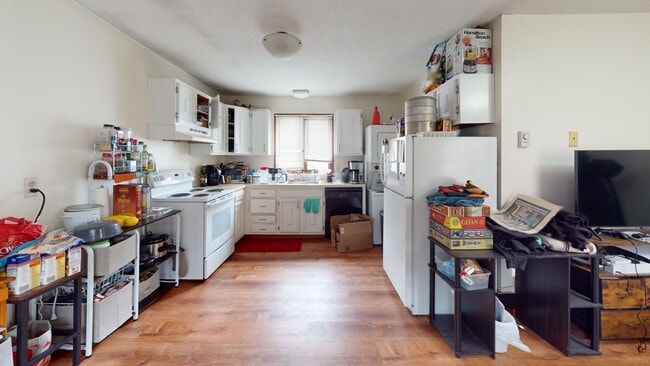 521 Green St, Unit C
