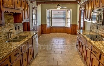 838 Millwood Rd in Broken Arrow, OK - Building Photo - Building Photo