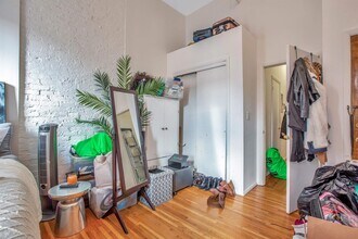 554 OBSERVER Hwy in Hoboken, NJ - Building Photo - Building Photo