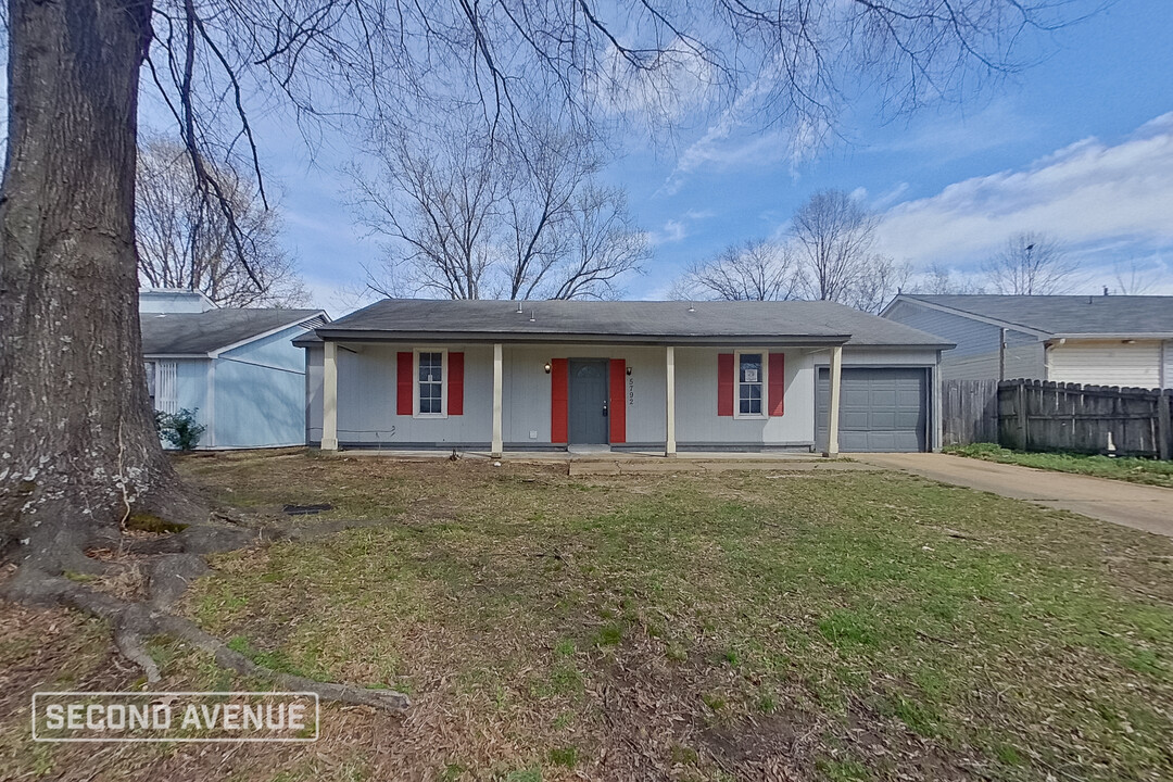 5792 Jardin Pl in Memphis, TN - Building Photo