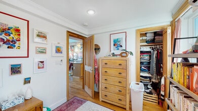 51 Hemenway St, Unit 6B in Boston, MA - Foto de edificio - Building Photo