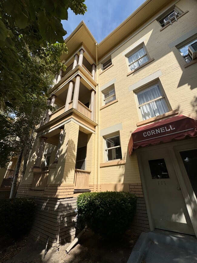 111 S 600 E, Unit 11 in Salt Lake City, UT - Foto de edificio - Building Photo