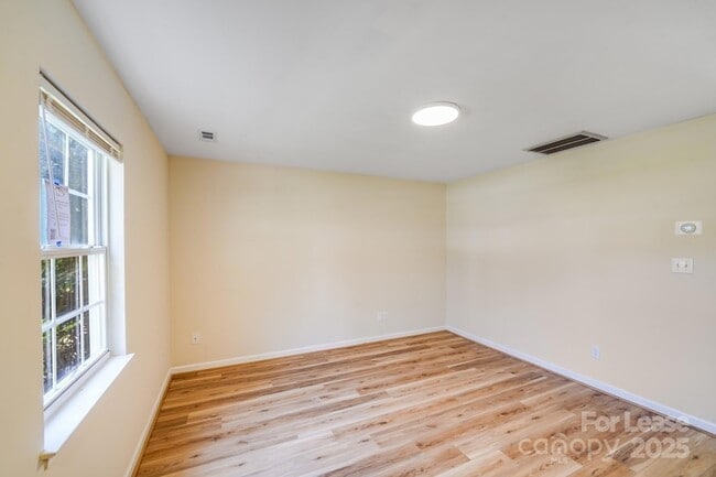 3425 Anson St in Charlotte, NC - Building Photo - Building Photo