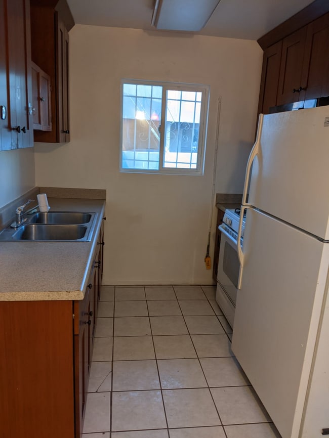 3319 Livonia Ave, Unit 1 in Los Angeles, CA - Building Photo - Building Photo