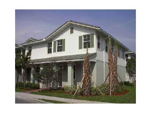 1052 NW 18th Ave