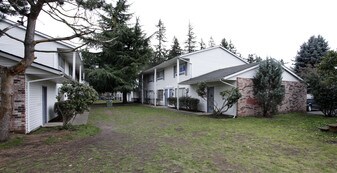 Greenwood Manor Apartments in Vancouver, WA - Building Photo