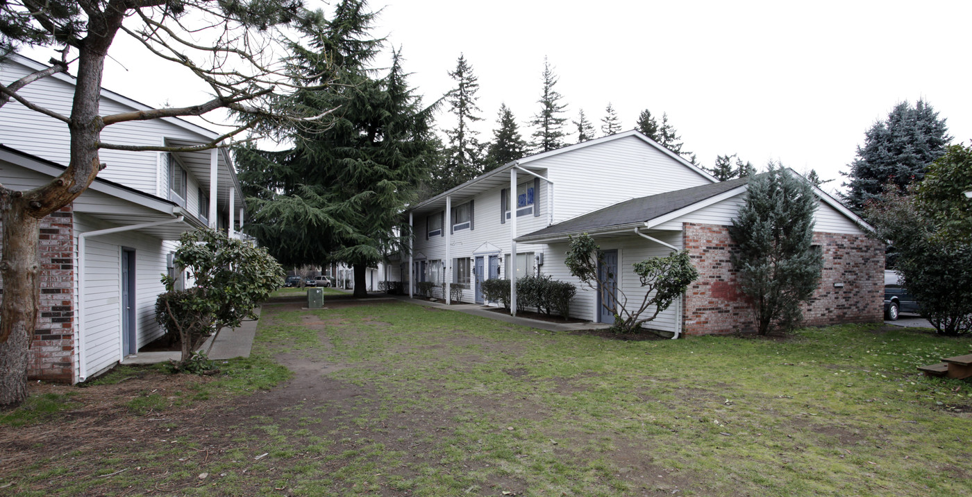 Greenwood Manor Apartments in Vancouver, WA - Building Photo