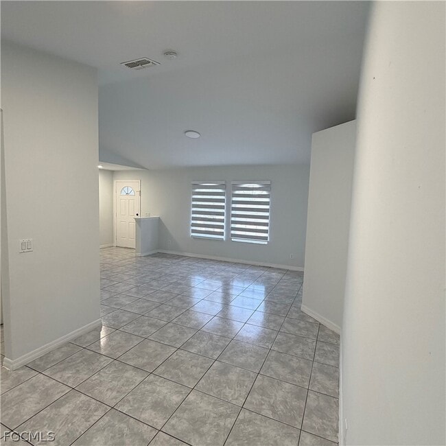 5011 Brookfield St in Lehigh Acres, FL - Building Photo - Building Photo