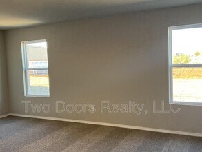 561 SE 3rd Ter in Newcastle, OK - Building Photo - Building Photo