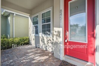 8451 Nemours Pkwy in Orlando, FL - Building Photo - Building Photo