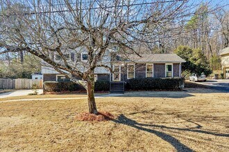 908 Ryecroft Rd in Pelham, AL - Building Photo - Building Photo