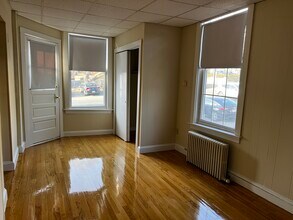 295 Nahant Rd in Nahant, MA - Building Photo - Building Photo