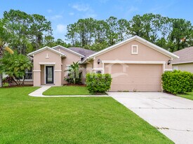 5283 Cypress Links Blvd in Elkton, FL - Building Photo