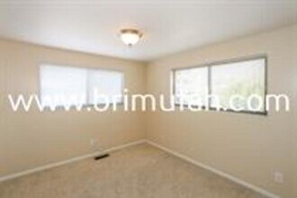 1737 E Lahar Dr in Salt Lake City, UT - Building Photo - Building Photo