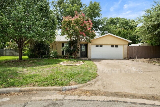 property at 1900 Lavon Creek Ln