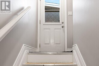 1135 Maitland Ave in Ottawa, ON - Building Photo - Building Photo