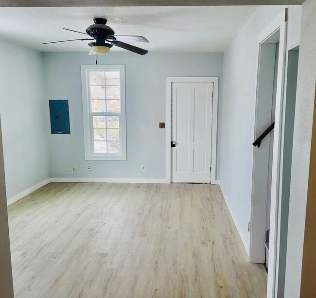 312 E Electric St in Union, OR - Building Photo - Building Photo