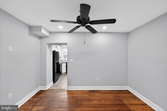 4670 Umbria St in Philadelphia, PA - Building Photo - Building Photo