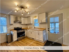 247 Strong Ave in Muskegon, MI - Building Photo - Building Photo