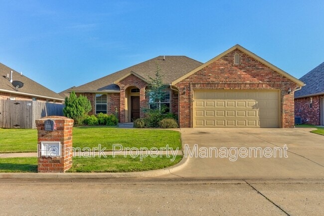 920 SW 13th St in Moore, OK - Building Photo - Building Photo