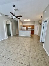 7632 Merchantville Cir in Zephyrhills, FL - Building Photo - Building Photo