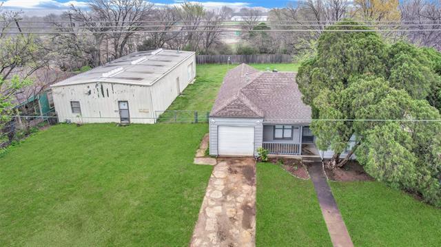 326 NW 14th St in Grand Prairie, TX - Foto de edificio - Building Photo