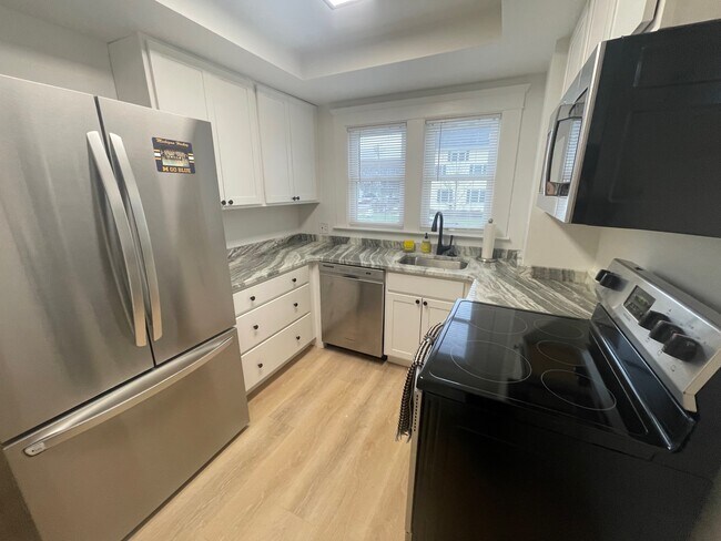 803 McKinley Ave in Ann Arbor, MI - Building Photo - Building Photo