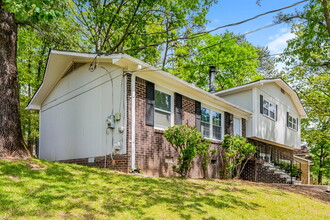 1612 5th Pl NW in Center Point, AL - Building Photo - Building Photo