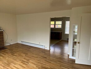 2925 Charnelton St in Eugene, OR - Building Photo - Building Photo