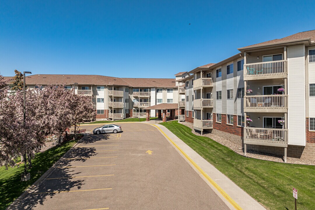 Realife Cooperative of Mounds View in Mounds View, MN - Building Photo