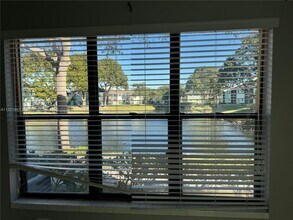 4086 N Pine Island Rd-Unit -502 in Sunrise, FL - Foto de edificio - Building Photo