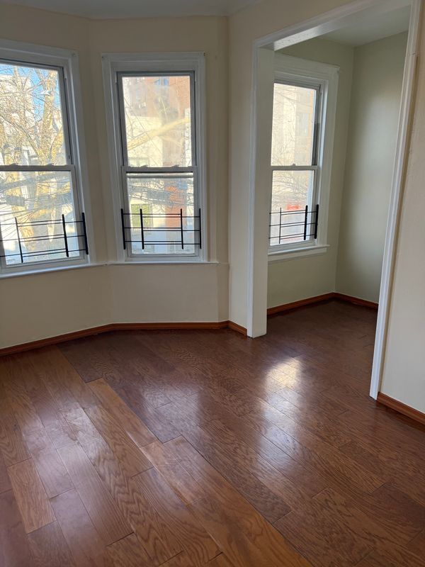 680 E 223rd St in Bronx, NY - Foto de edificio - Building Photo