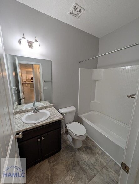 29 Labrador Ln in Ludowici, GA - Foto de edificio - Building Photo