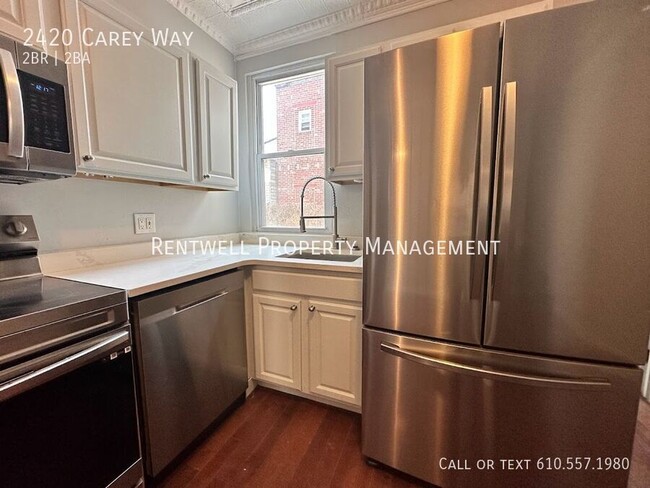 2420 Carey Wy in Pittsburgh, PA - Building Photo - Building Photo