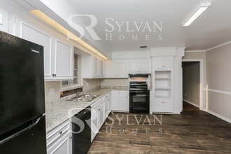 5819 Kings Pl in Jackson, MS - Building Photo - Building Photo