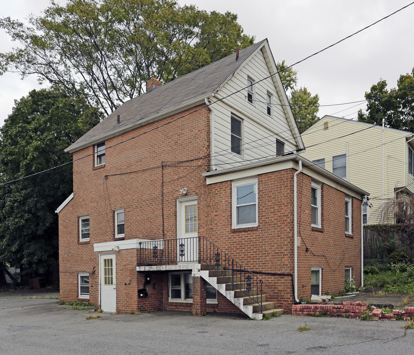 5 Unit Multifamily in Highland Park, NJ - Building Photo